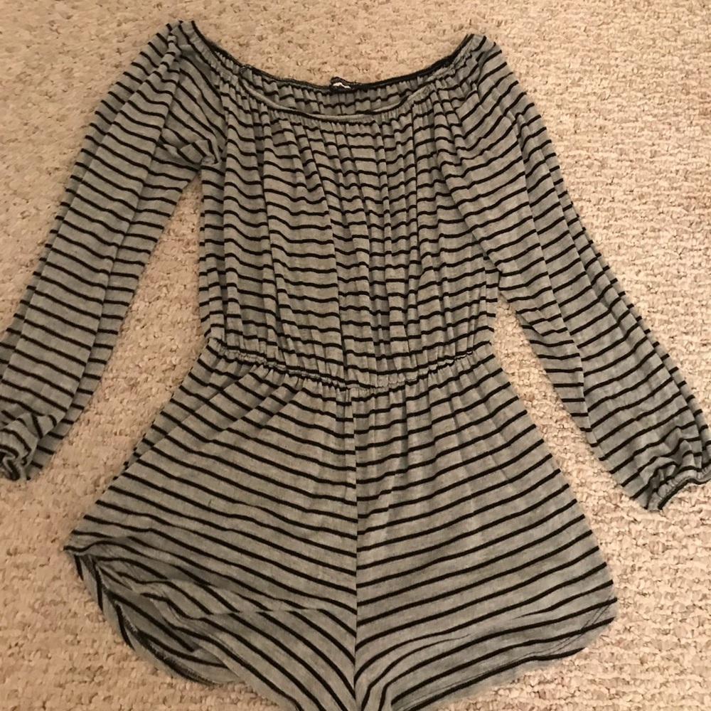 Off-the-shoulder Romper